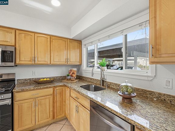 5th image of 1195 Kenwal Rd APT B