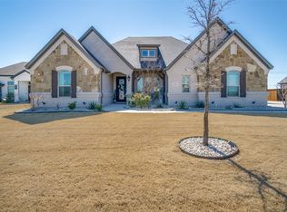 2205 Vanderbilt Dr, Weatherford, TX 76088