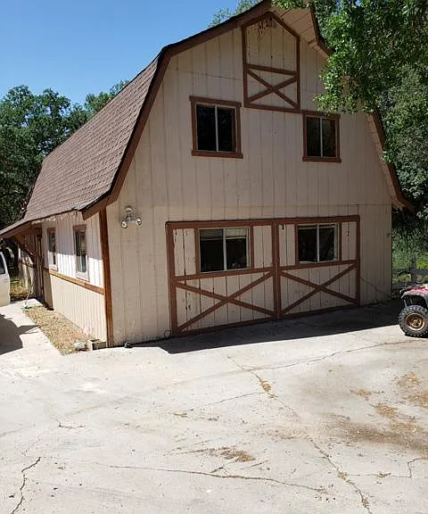 2-story barn style house