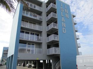 9980 Gulf Blvd #302, Treasure Island, FL 33706