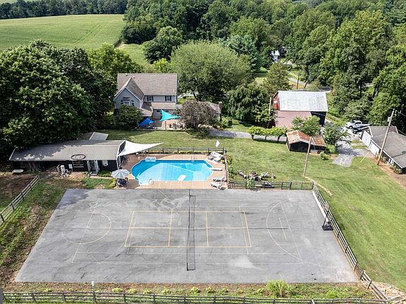 2nd image of 2617 Old Fort Schoolhouse Rd