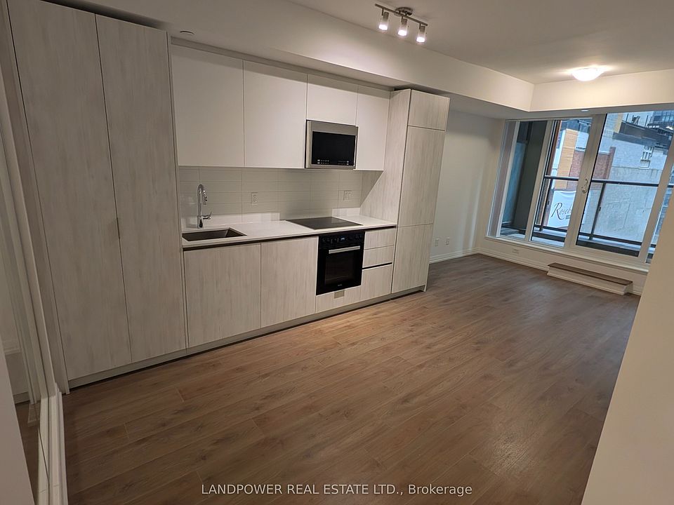 1st image of 400 King St W #510