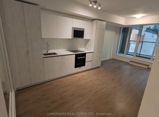 400 King St W #510, Toronto, ON M5V 1K2