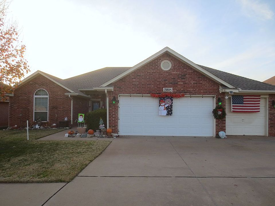 1st image of 13805 Glen Oaks Pl