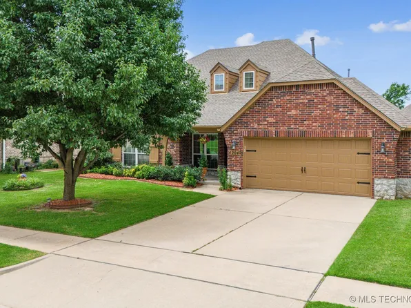 4204 N Maple Pl, Broken Arrow, OK 74012