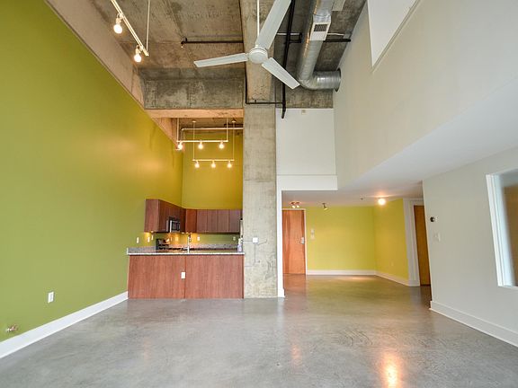 5th image of 353 W 4th St Unit 400