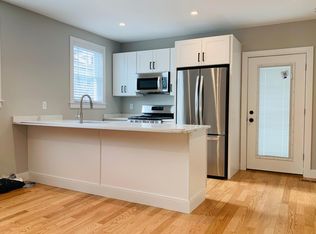 214 E St #1, Boston, MA 02127