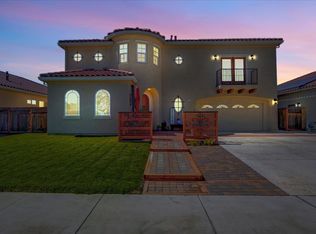 1240 Black Forest Dr, Hollister, CA