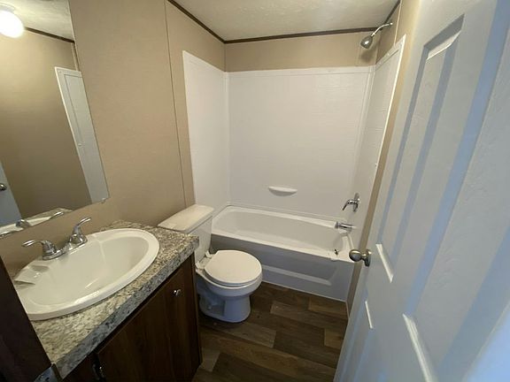 5th image of 500 Talbot Ave #B-057