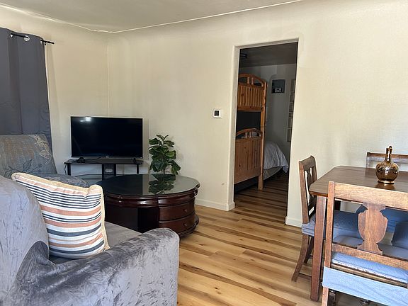 4th image of 4135 W Kentucky Ave
