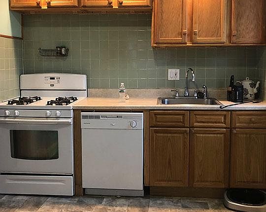 3rd image of 227 S Farragut St #A