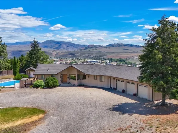 32 Valley View Rd Road, Omak, WA 98841