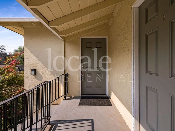 2nd image of 1500 Sheridan Ave APT E