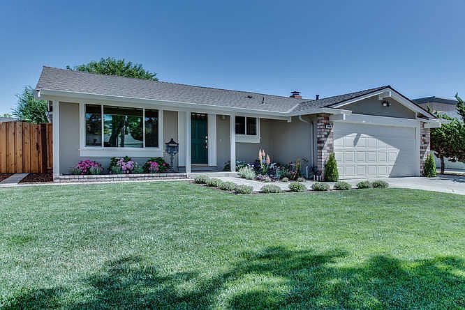 1st image of 5884 Santa Teresa Blvd