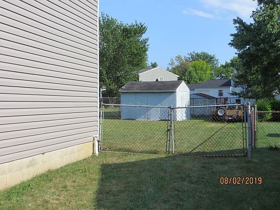 5th image of 5949 Winterberry Dr