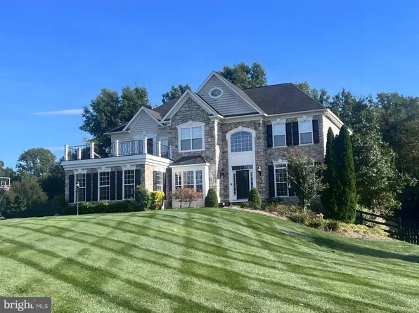 38837 Bettis Dr, Hamilton, VA 20158