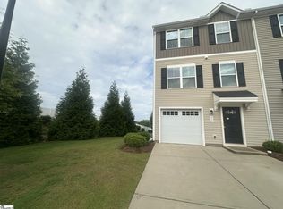 318 Parkridge Way, Simpsonville, SC 29680
