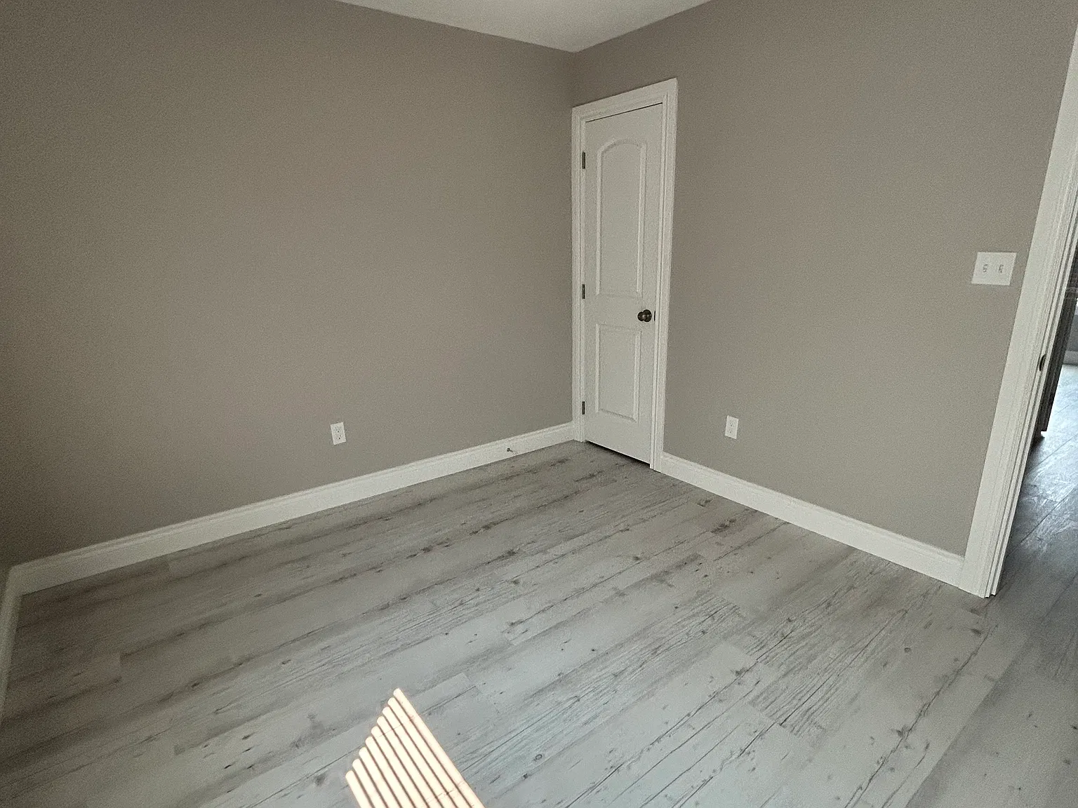 4 bed, 2.5 bath, 1500 sqft, $1,800 — Photo 3