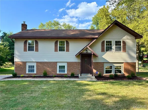 3110 Aspen Dr, Cape Girardeau, MO 63701