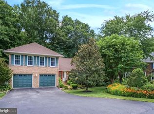 7821 Windy Point Ct, Springfield, VA 22153