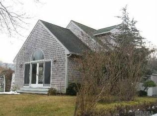 88 Edgar Ave, Brookhaven, NY 11719