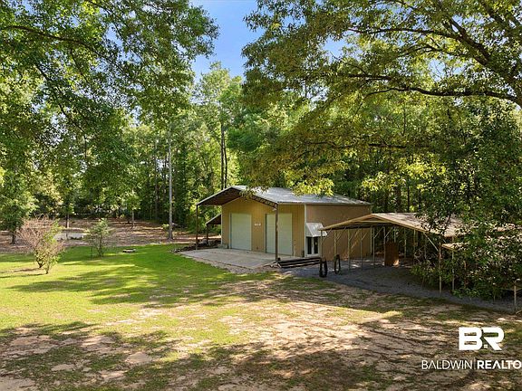 3rd image of 10400 Garris Dr