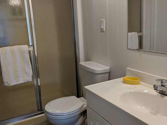 2nd image of 617 N Tamiami Trl #3-90