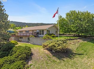 708 S 12th St, La Grande, OR 97850