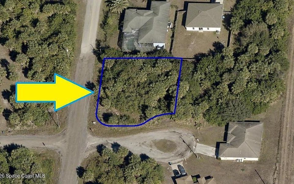 1st image of 657 Banyan St SW