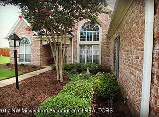 4946 Rosebrook Cir, Southaven, MS 38672