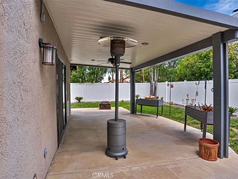24050 Canyon Lake Dr N — Photo 34