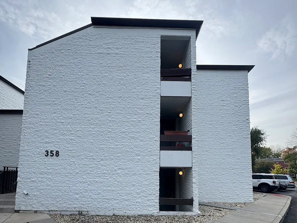 358 W Miner St #1A
