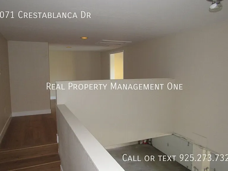 3071 Crestablanca Dr — Photo 45