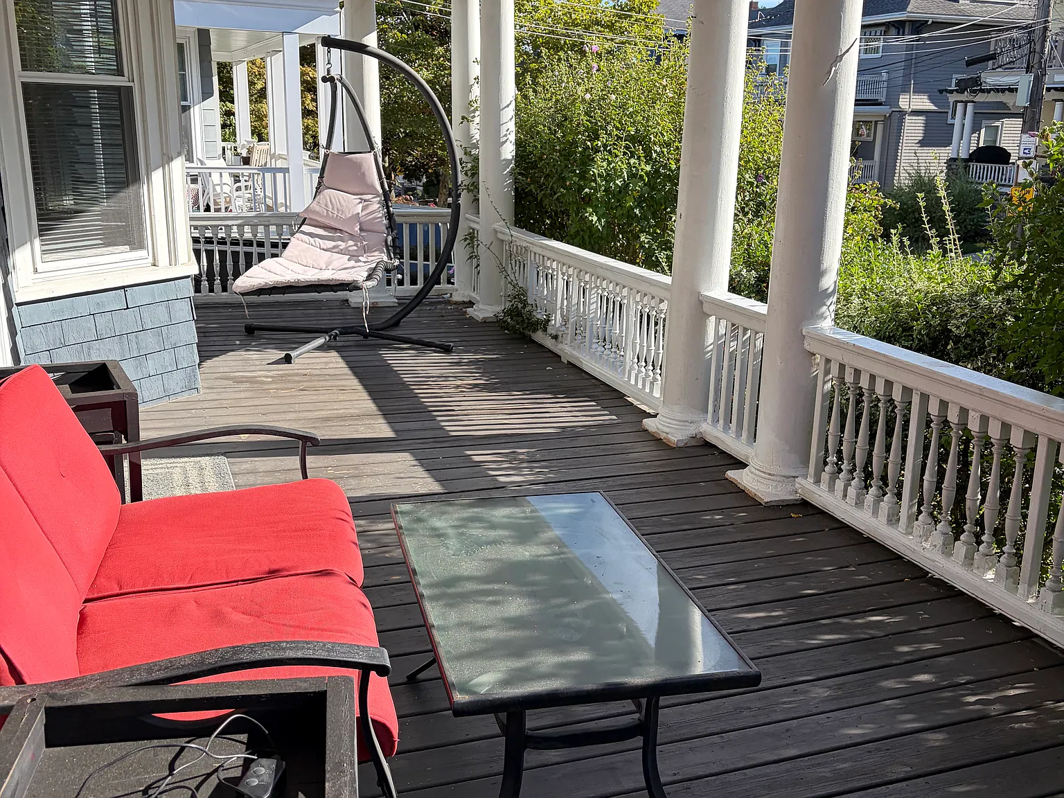 2 bed, 1100 sqft, $2,500 — Photo 2
