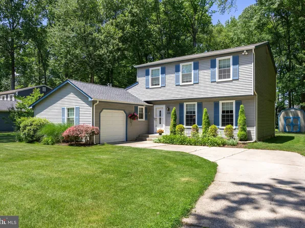 39 Kestrel Dr, Voorhees, NJ 08043