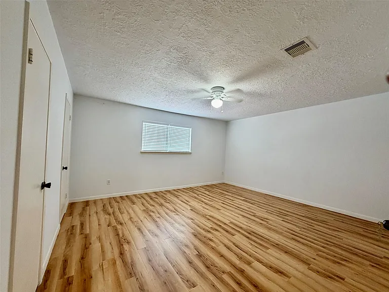 7214 Crownwest St #7214 — Photo 8