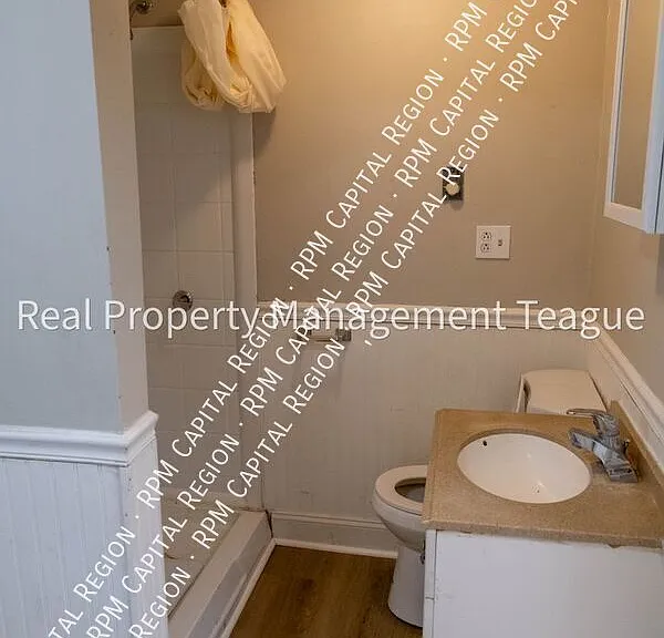 1 S Main St #1 — Photo 11
