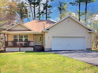 120 Woodbury Dr, Blakeslee, PA 18610