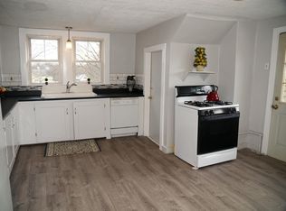 77 Summer St APT 3, Taunton, MA 02780