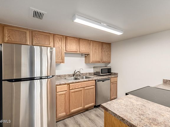 5th image of 3511 E BASELINE Road #1249