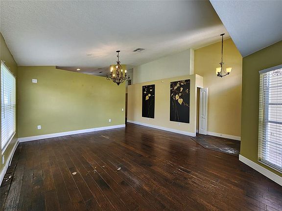 5th image of 30702 IVERSON DRIVE