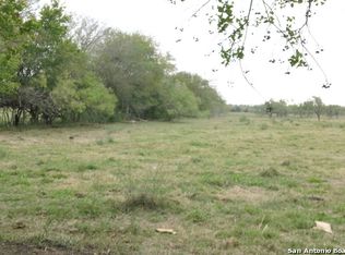 298 E County Road 672, Natalia, TX 78059