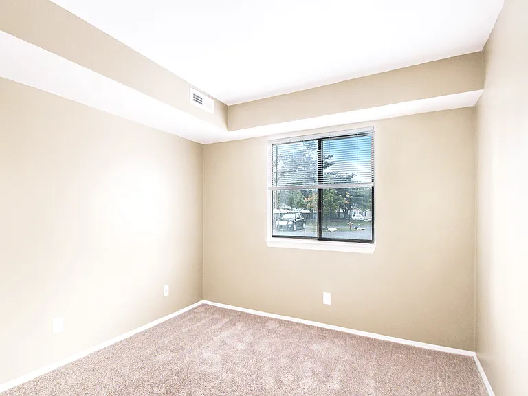 Westfield Club Apartments — Photo 18