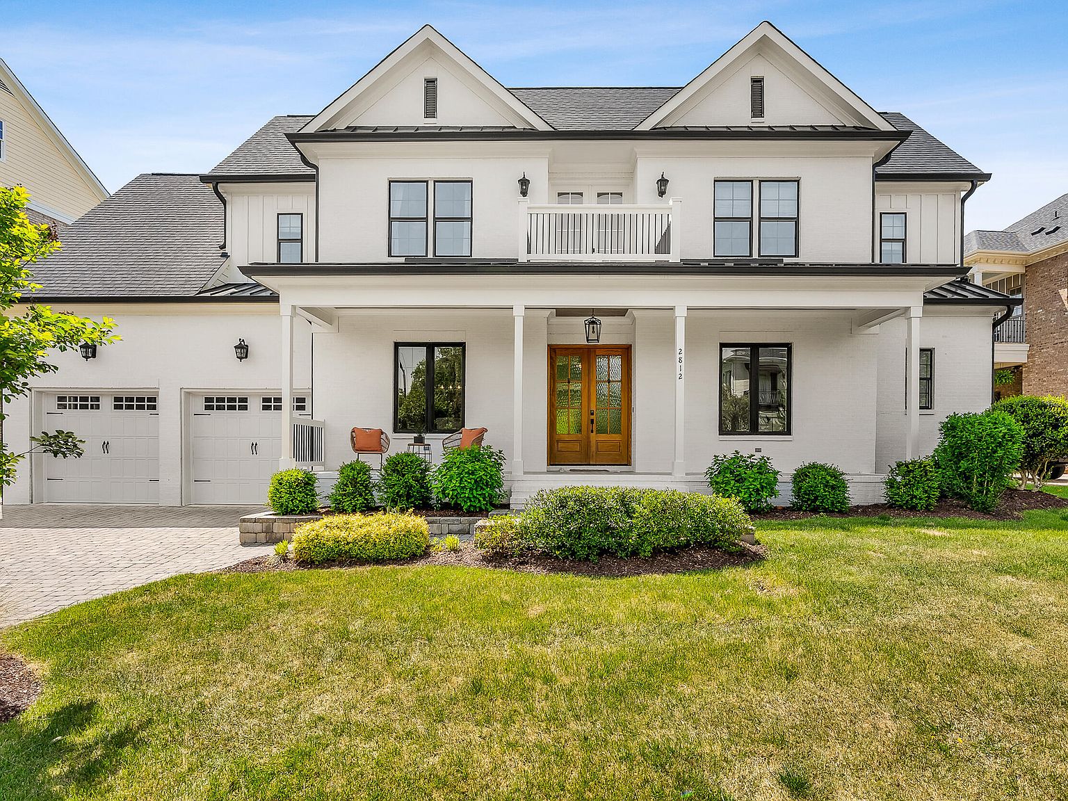 2812 Charleston Oaks Dr