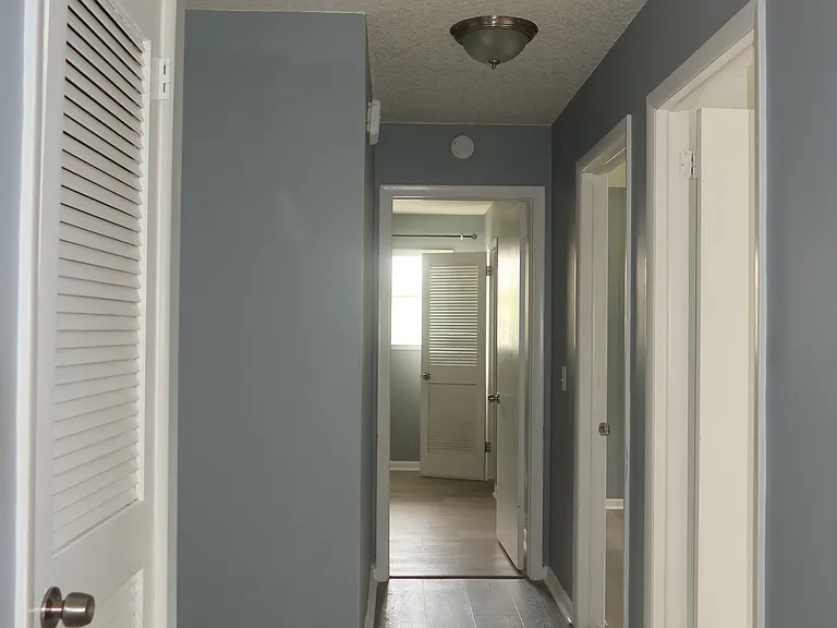 8211 Gwendolyn Rd — Photo 5