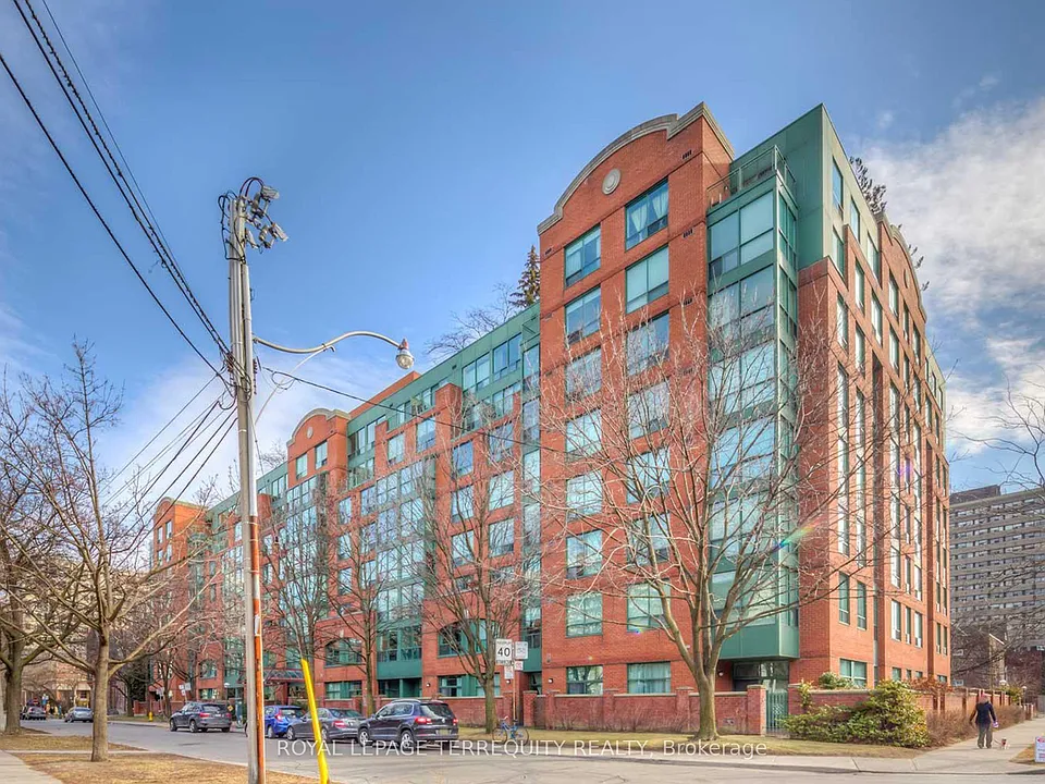 Building Photo
