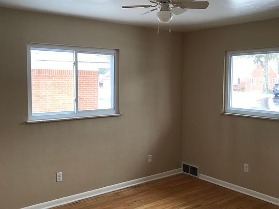 3rd image of 3522 Orchard Trail Dr