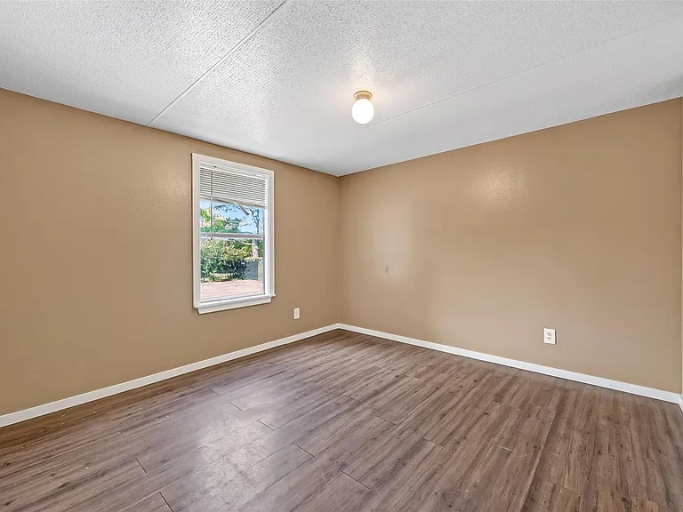 33618 Falcon Spring St — Photo 14