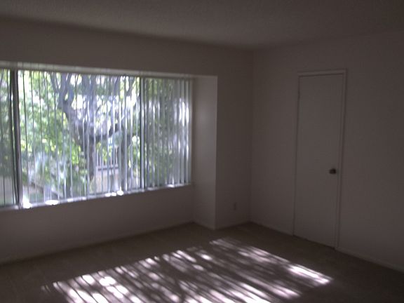 4th image of 1413 Iguana Cir