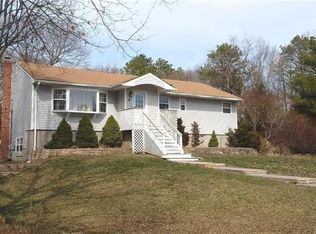 1601 Townline Rd, Nesconset, NY 11767